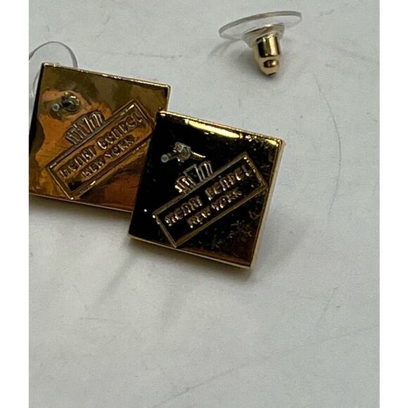 Henri Bendel‎ Gold Plated Black Onyx Pyramid Studs Earrings - Picture 10 of 15